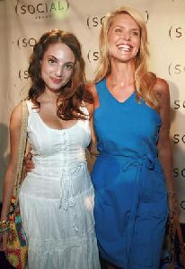 Christie Brinkley with her daughter at Alexa Ray at Billy Joel concert 2007 August at Hamptons