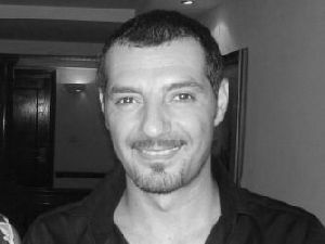 Adel Karam : Adel black and white picture