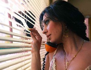 Nadine Labaki : a high quality image of nadine while playing her role in the movie caramel