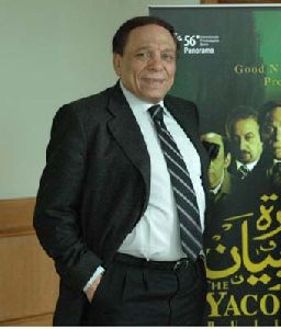 Adel Emam : At the movie premiere of the Yacoubian Building film