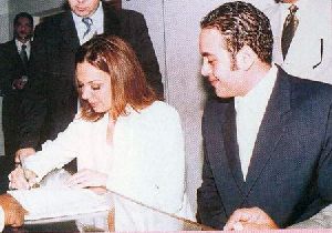 Adel Emam : Adel Emam s daughter at her engagement ceremony