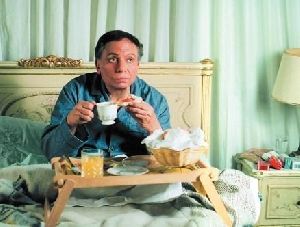 Adel Emam : breakfast in bed at the movie Yacoubian Building