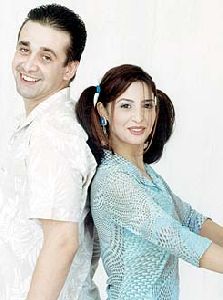 Hanan Turk : a photo of hana tork with karim abdl aziz