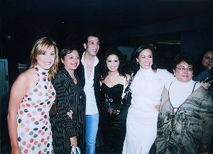 Hanan Turk : hanan tork and her husband Khaled with Menna Shalabi and Hind Sabri