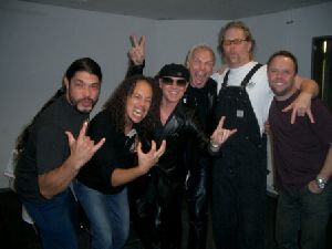 Scorpions  band  : a recent photo of Klaus Meine and Rudolf Schenker with Metallica