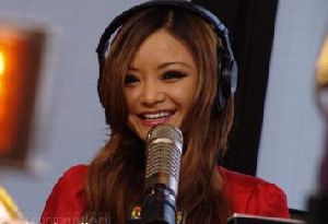 Tila Tequila : Tila picture at the radio studio for an interview with Ryan Seacrest on April, 29th 2008