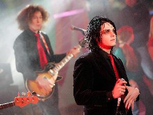 MY CHEMICAL ROMANCE : recent wallpapers of the band my chemical romance