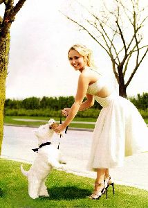 Hayden Panettiere : hayden panettiere poster playing with a puppy at glamour magazine latest issue