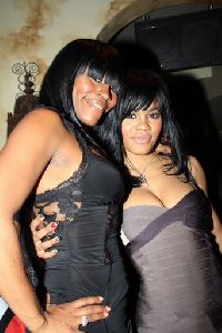 Teyana Taylor : Teyana Taylor and her mother at her 18th birthday party