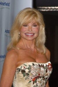 Loni Anderson : loni Anderson arriving at 4th Annual Adopt Minefield Gala at Century Plaza Hotel