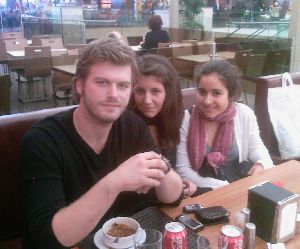 Kivanc Tatlitug eating his lunch