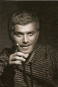 Kivanc Tatlitug emotional picture