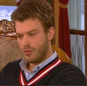 Kivanc Tatlitug as mehmet or muhannad