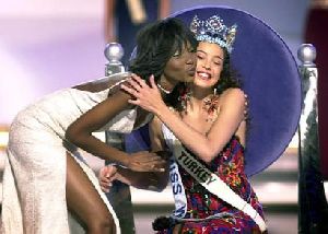 Azra Akin at the announcement of her winning the title of 2002 Miss world beauty icon