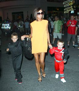 VICTORIA BECKHAM : Romeo s Birthday Party