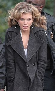 AnnaLynne McCord : arrives at the set of 90210 wearing a double-chest black coat in Los Angeles on Tuesday, December 16, 2008