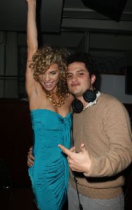 AnnaLynne McCord : picture with the new year s party DJ 2009 in Miami