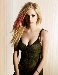 Avril Lavigne : newest photosession