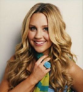 Amanda Bynes magazine 2008 seventeen issue