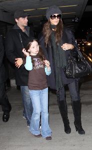 Kate Beckinsale : with her husband and daughter arriving At LAX airport yesterday 3rd, January, 2009