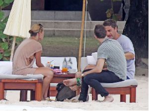 Kate Moss vacationing on Surin Beach in Thailand - Yesterday 5th January 2009