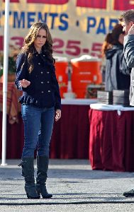 Jennifer Love Hewitt at the set of Ghost whisperer