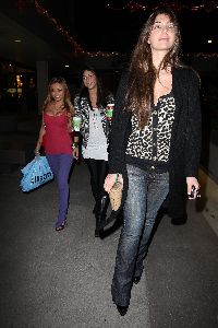 Tila Tequila : with her girlfriends Courtney Semel and Brittny Gastineau shopping at Kitson