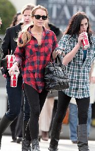 Lindsay Lohan : seen walking in California, Monday, on January 5, 2009