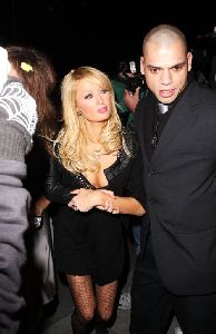 Paris Hilton : leaving Bar Deluxe. Los Angeles, California on the 18th of December 2008