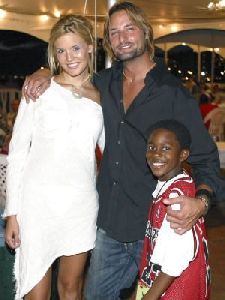 Josh Holloway with Malcolm David Kelley and Maggie Grace