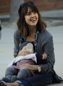 Jessica Alba together with baby Honor Marie at Cold water park on January 9th 2009