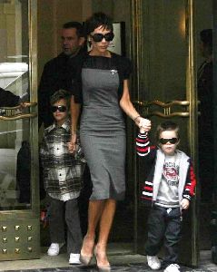 Victoria Beckham holiday pictures with her kids in Italy