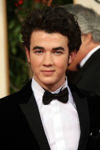 Kevin Jonas at the 66th Annual Golden Globe Awards