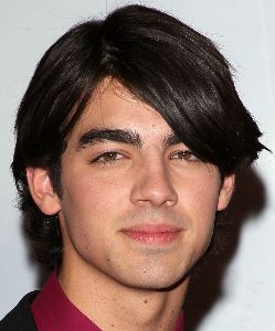 Joe Jonas at the 66th Annual Golden Globe Awards