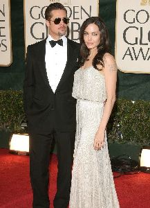 angelina jolie and Brad Pitt at the 66th Annual Golden Globe Awards