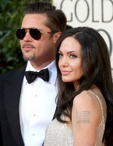 angelina jolie and Brad Pitt at the 66th Annual Golden Globe Awards