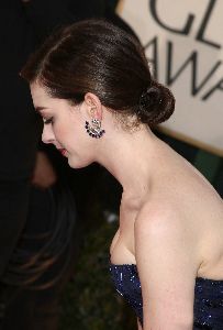 Anne Hathaway at the 66th Annual Golden Globe Awards