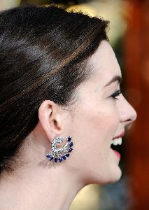 Anne Hathaway at the 66th Annual Golden Globe Awards