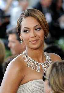 Beyonce at the 66th Annual Golden Globe Awards