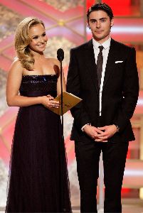 Zac Efron : with Hayden Panettiere on stage presenting a Golden Globe Award 2009