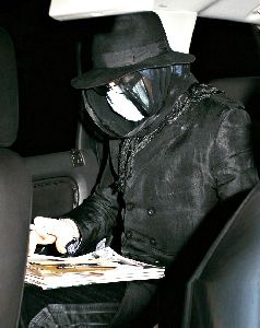 Michael Jackson out the back door of a medical building in Beverly Hills on the 14th of January 2009