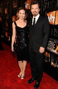 Diane Lane : and husband actor Josh Brolin arrive on the red carpet at VH1 s 14th Annual Critics  Choice Awards