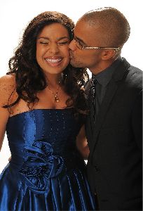 Jordin Sparks and Shemar Moore : cute cheek kiss at the 35th Annual People s Choice Awards held at the Shrine Auditorium on January 7, 2009 in Los Angeles, California