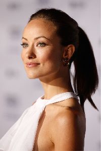 Olivia Wilde arrives at the 35th Annual Peoples Choice Awards