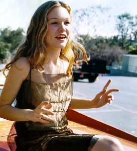 julia stiles : js24