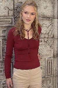 julia stiles : js3