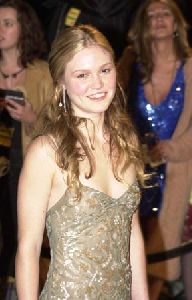 julia stiles : js46