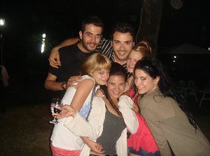 Melis Gozen and Deniz Gozen with Hazal Kaya, Fail Ergin and Selen Seyven