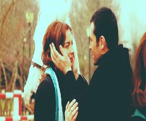 Yesim Buber and Saruhan Hunel as Esmer and Ezel in the turkish tv series Kaybolan yillar