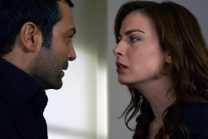 Yesim Buber and Saruhan Hunel as Esmer and Ezel in the turkish tv series Kaybolan yillar